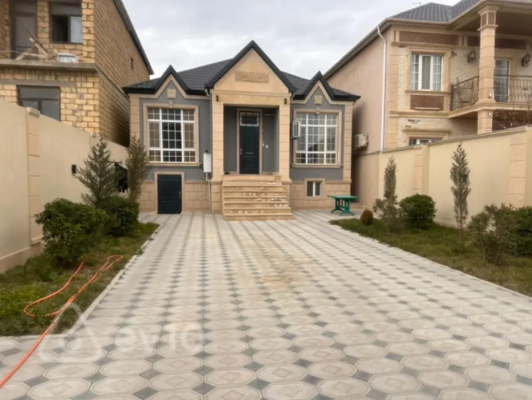 Satılır 4 otaqlı həyət evi 120 m²