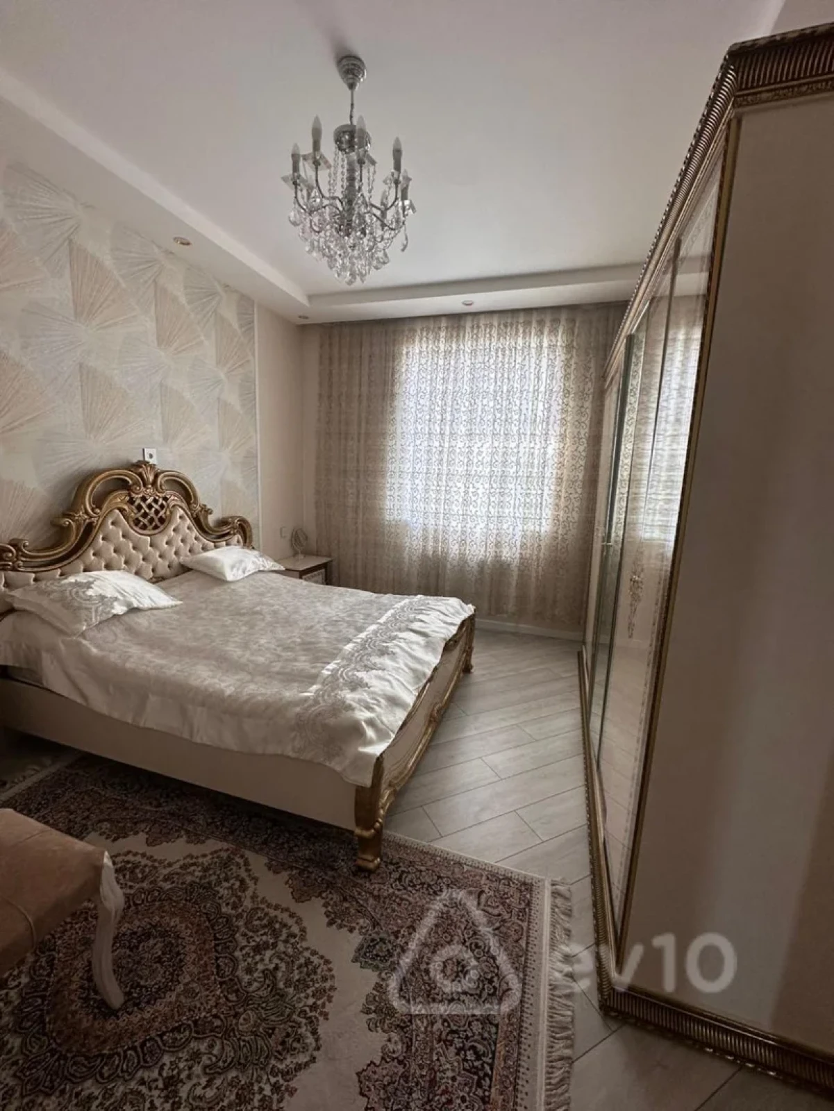 Satılır 4 otaqlı həyət evi 120 m²