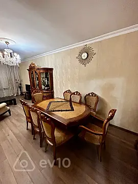 Kirayə verilir 2 otaqlı yeni tikili 105 m²