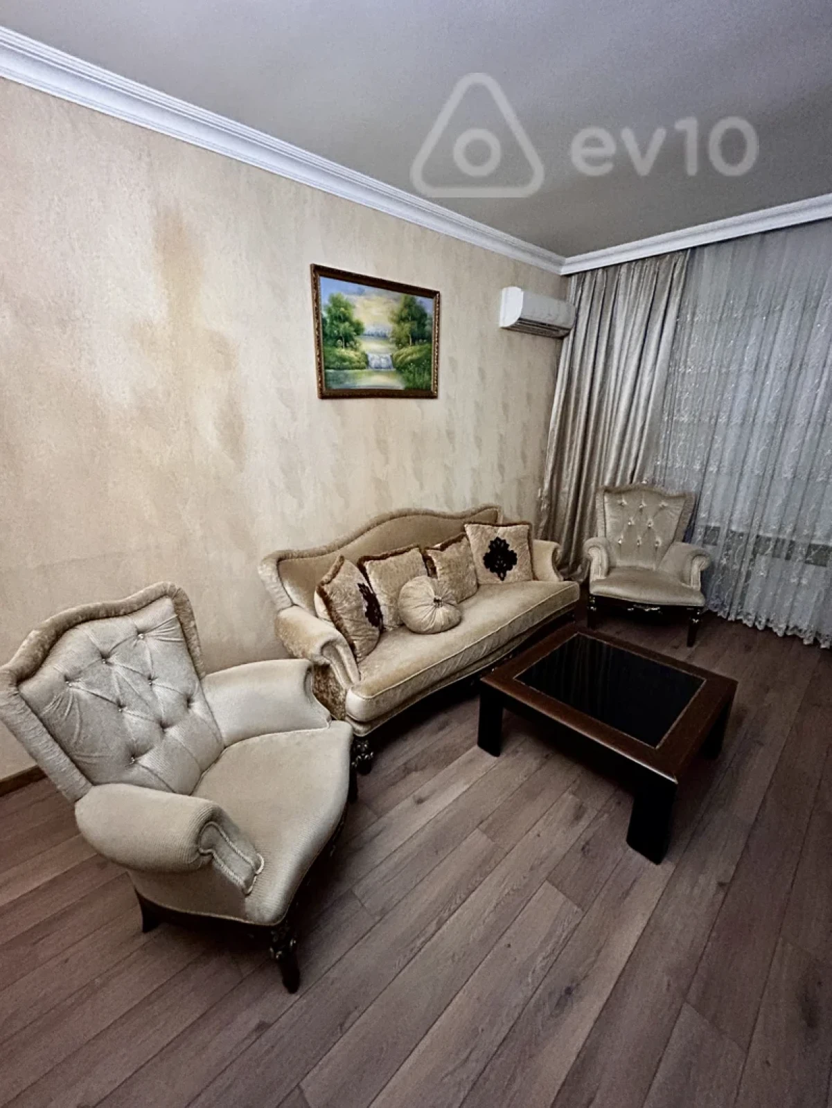 Kirayə verilir 2 otaqlı yeni tikili 105 m²