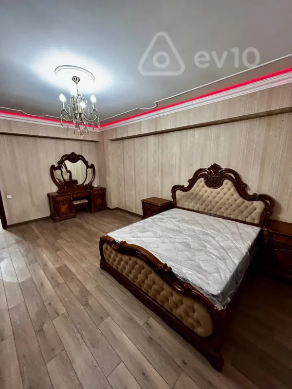 Kirayə verilir 2 otaqlı yeni tikili 105 m²