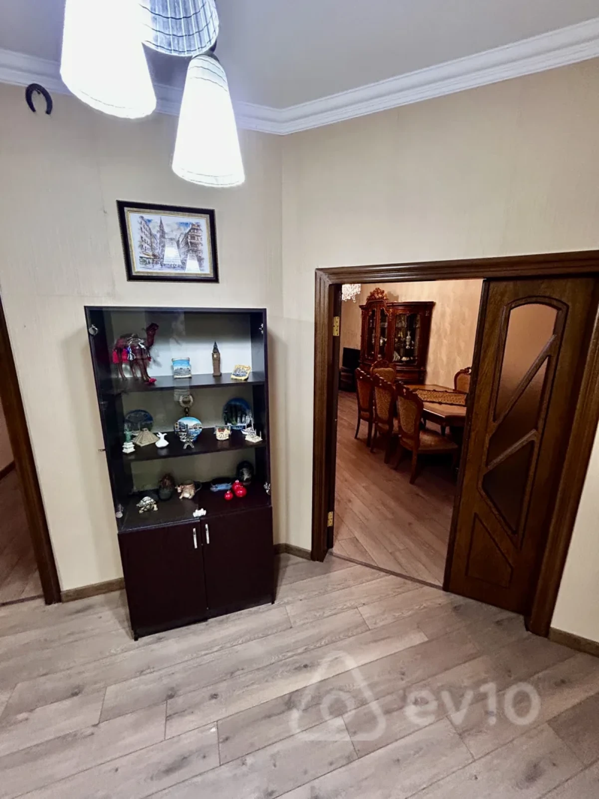 Kirayə verilir 2 otaqlı yeni tikili 105 m²