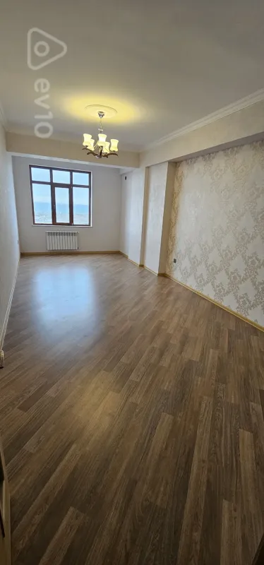 Satılır 2 otaqlı yeni tikili 102 m²