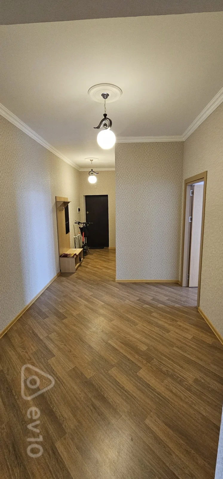 Satılır 2 otaqlı yeni tikili 102 m²
