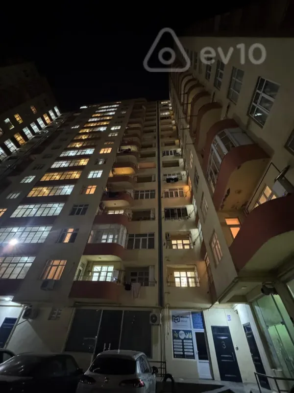 Kirayə verilir 2 otaqlı yeni tikili 87 m²