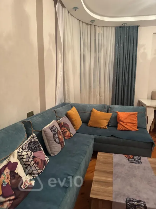 Kirayə verilir 2 otaqlı yeni tikili 87 m²