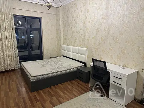 Kirayə verilir 2 otaqlı yeni tikili 64 m²