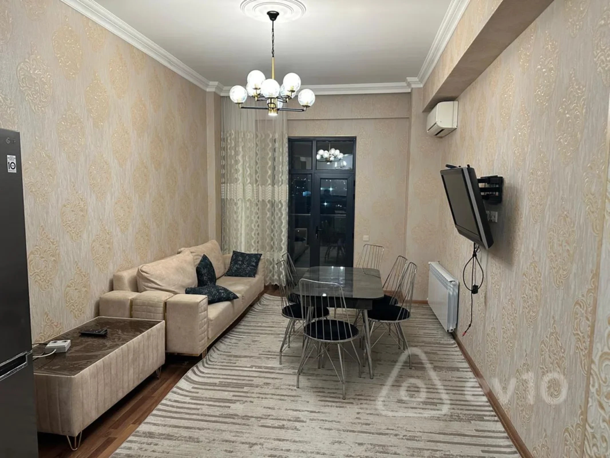Kirayə verilir 2 otaqlı yeni tikili 64 m²