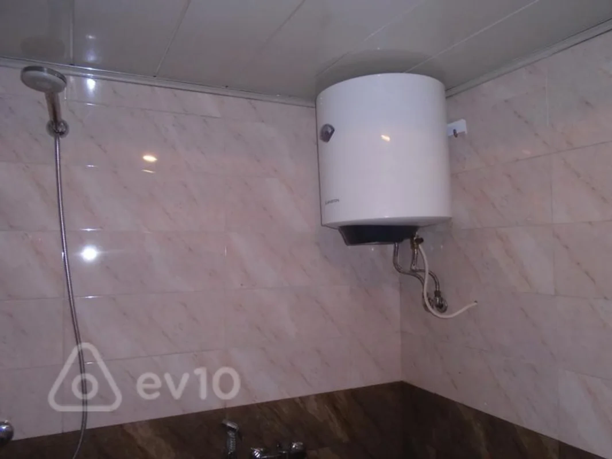 Kirayə verilir mənzil 80 m²