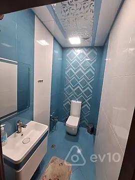 Kirayə verilir 4 otaqlı yeni tikili 258 m²