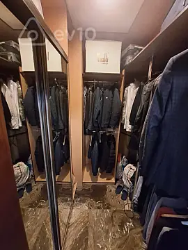 Kirayə verilir 4 otaqlı yeni tikili 258 m²