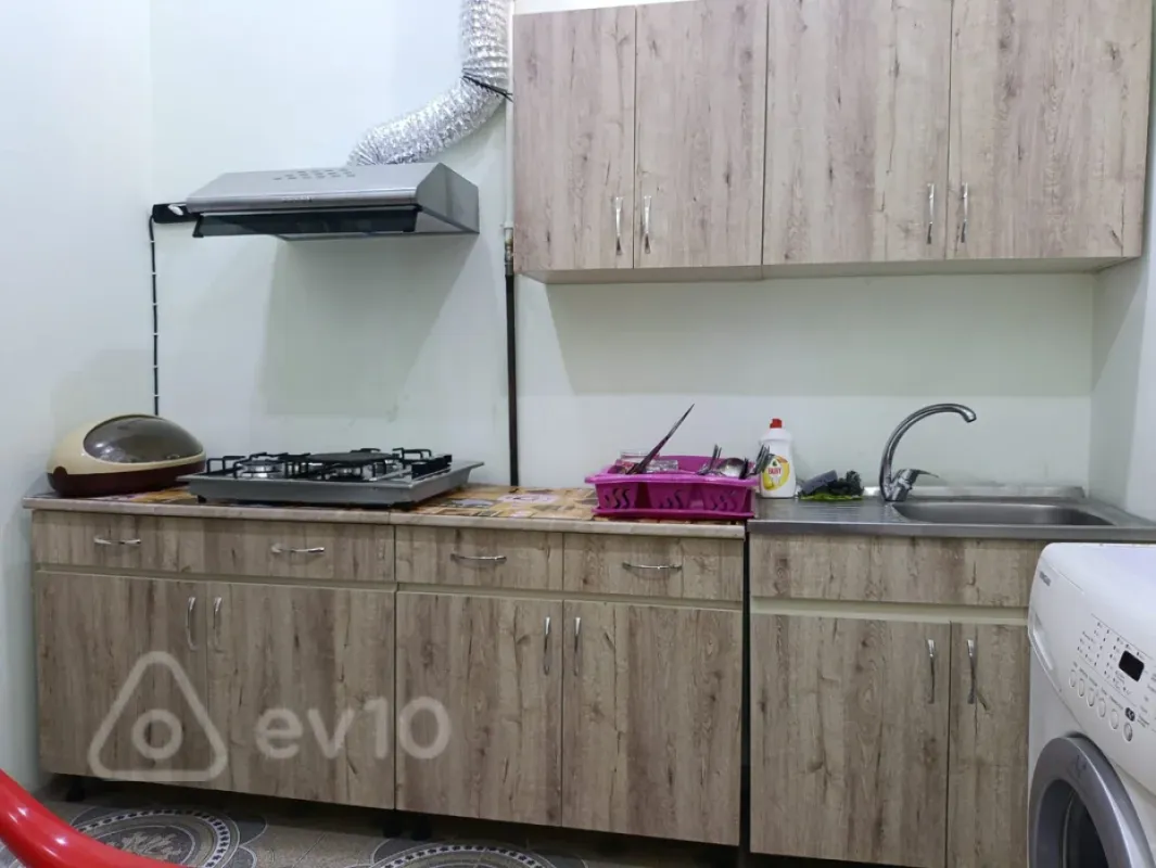 Kirayə verilir 3 otaqlı köhnə tikili 72 m²