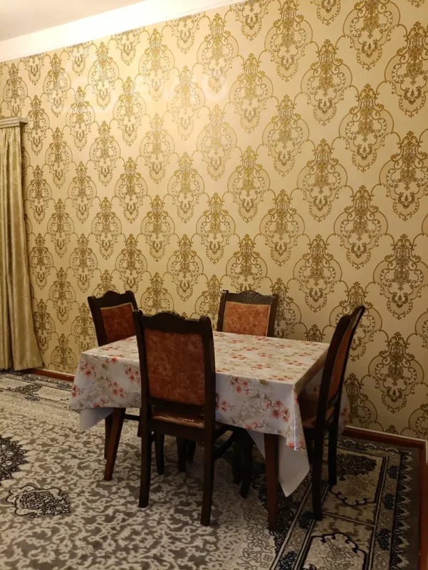 Kirayə verilir 3 otaqlı köhnə tikili 72 m²