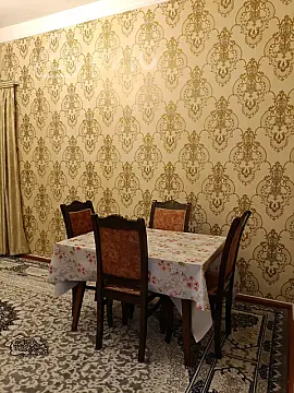 Kirayə verilir 3 otaqlı köhnə tikili 72 m²