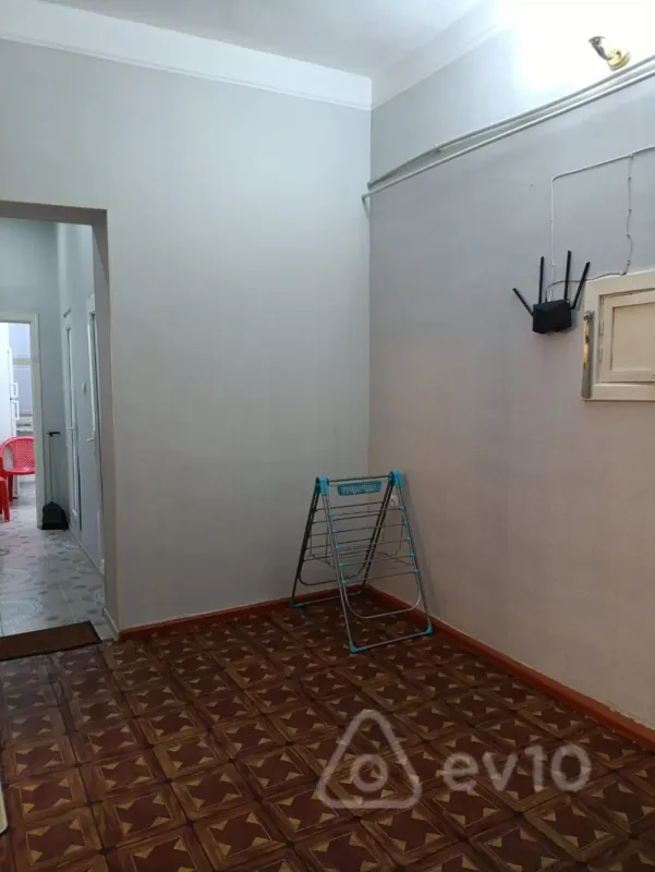 Kirayə verilir 3 otaqlı köhnə tikili 72 m²