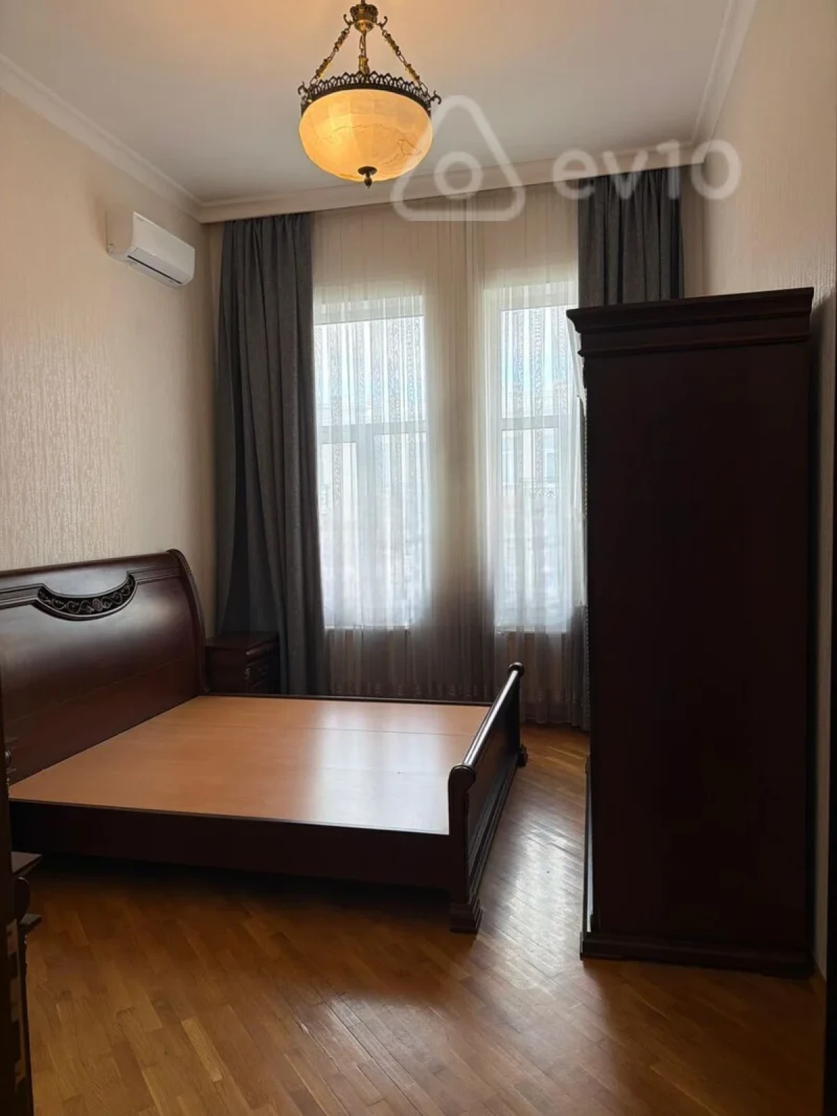 Kirayə verilir 3 otaqlı köhnə tikili 105 m²