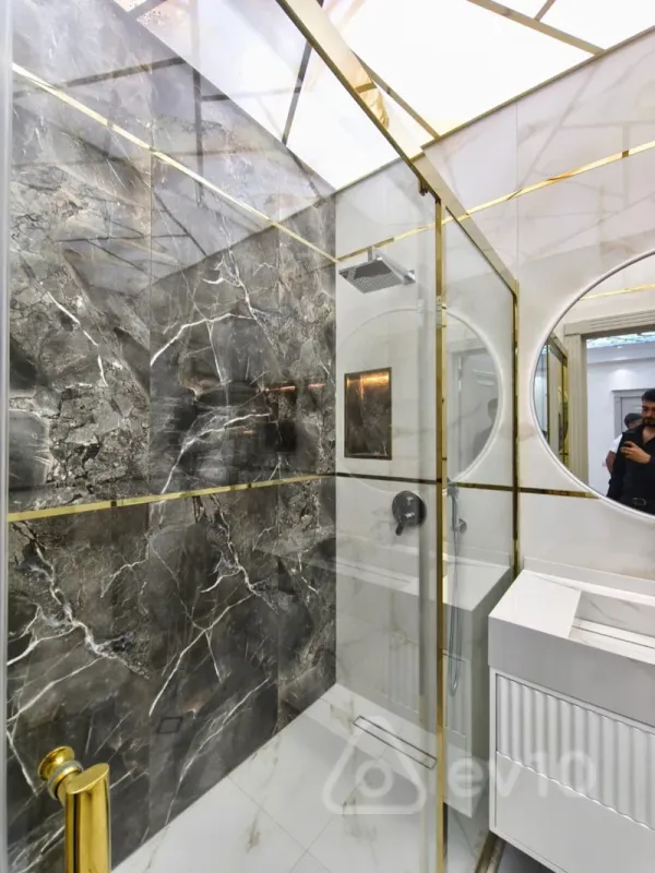 Satılır 2 otaqlı yeni tikili 101 m²