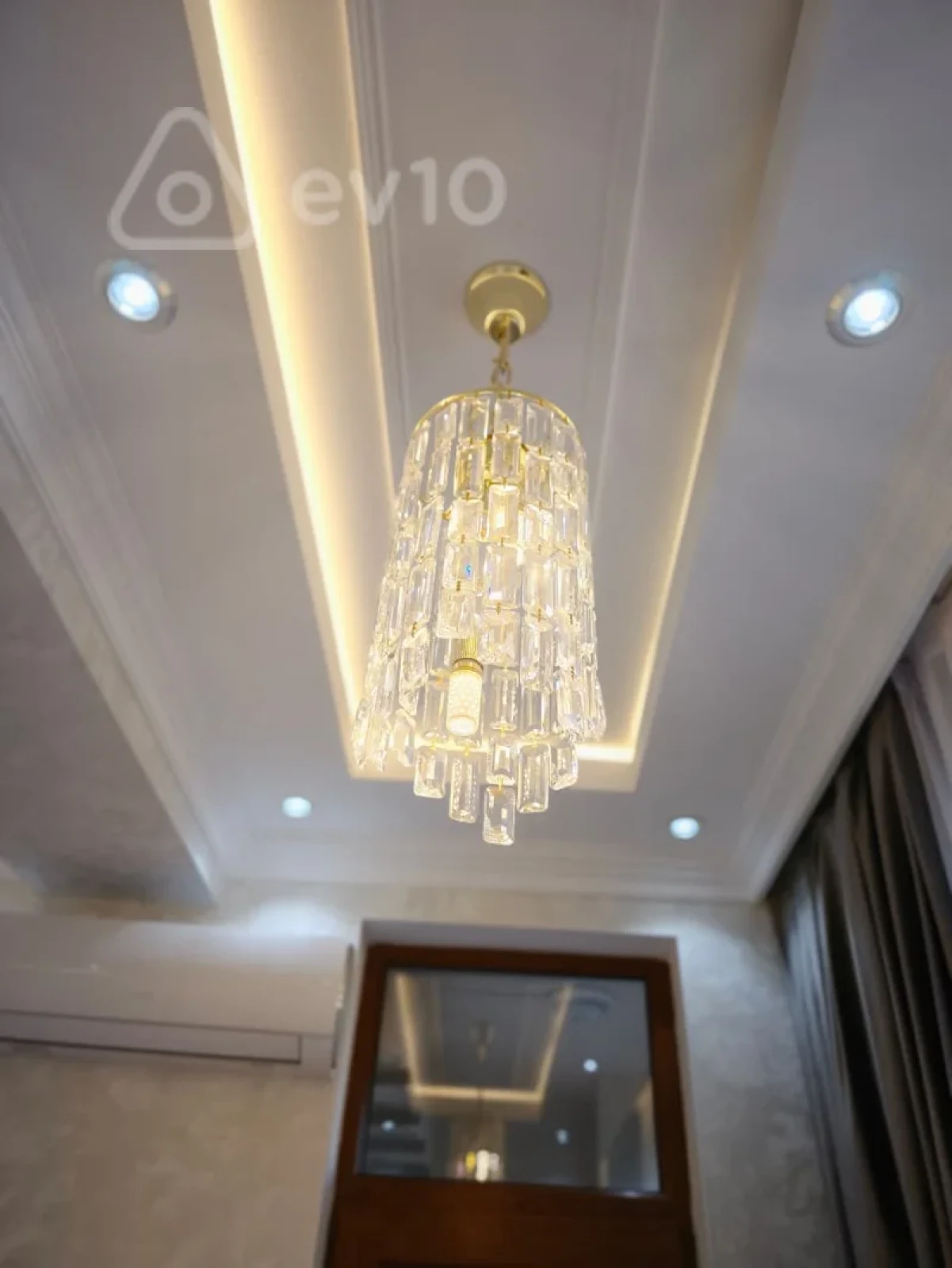 Satılır 2 otaqlı yeni tikili 101 m²