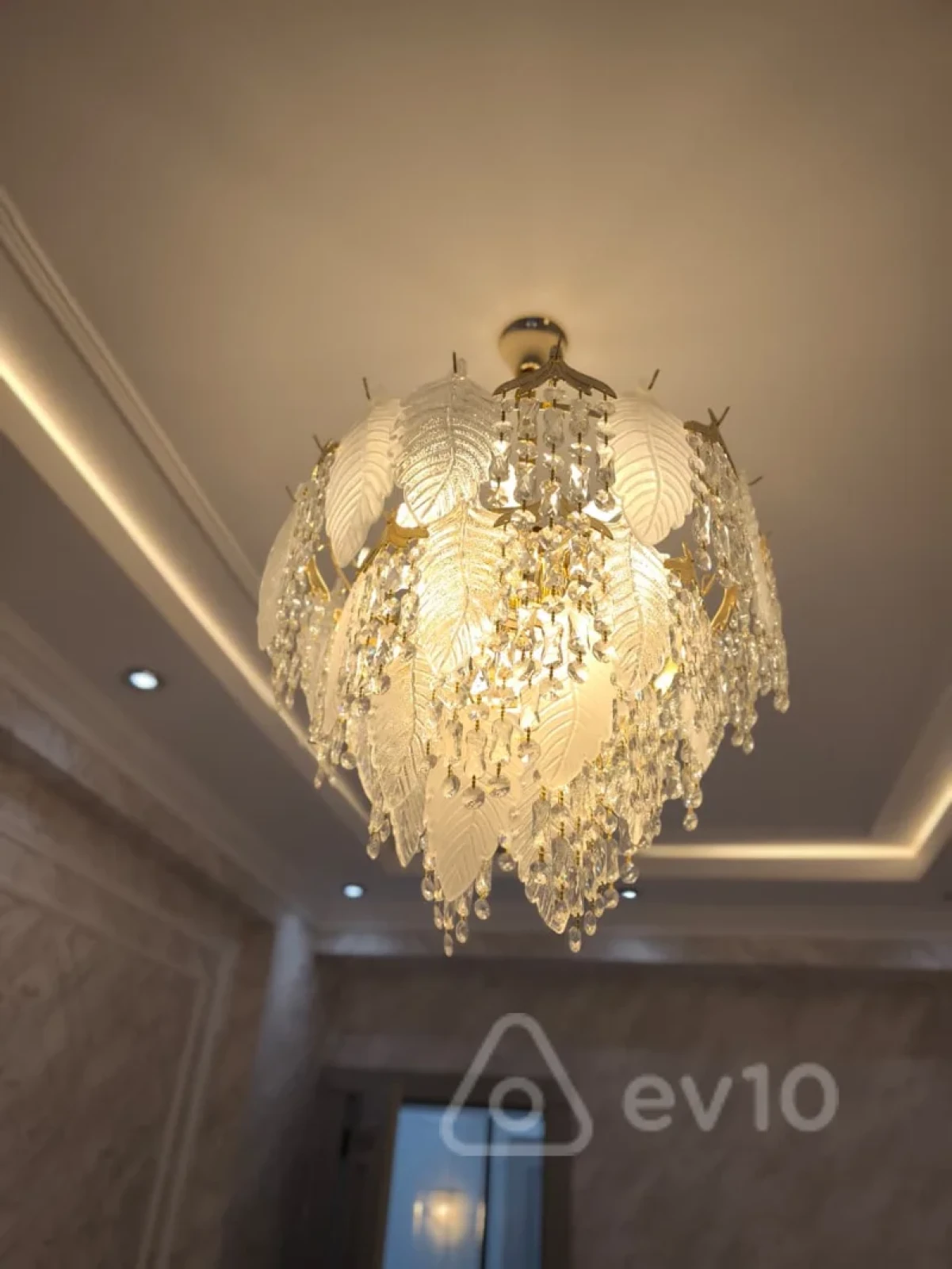 Satılır 2 otaqlı yeni tikili 101 m²