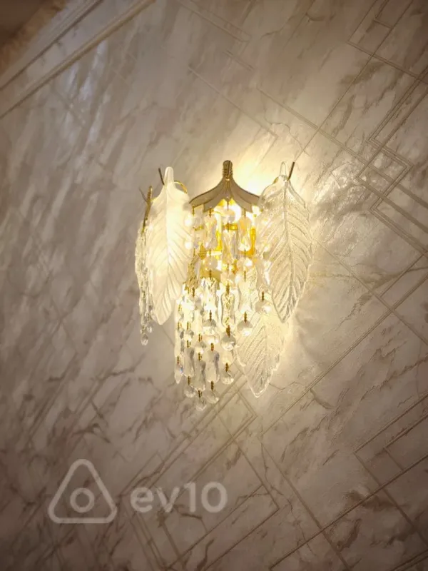 Satılır 2 otaqlı yeni tikili 101 m²