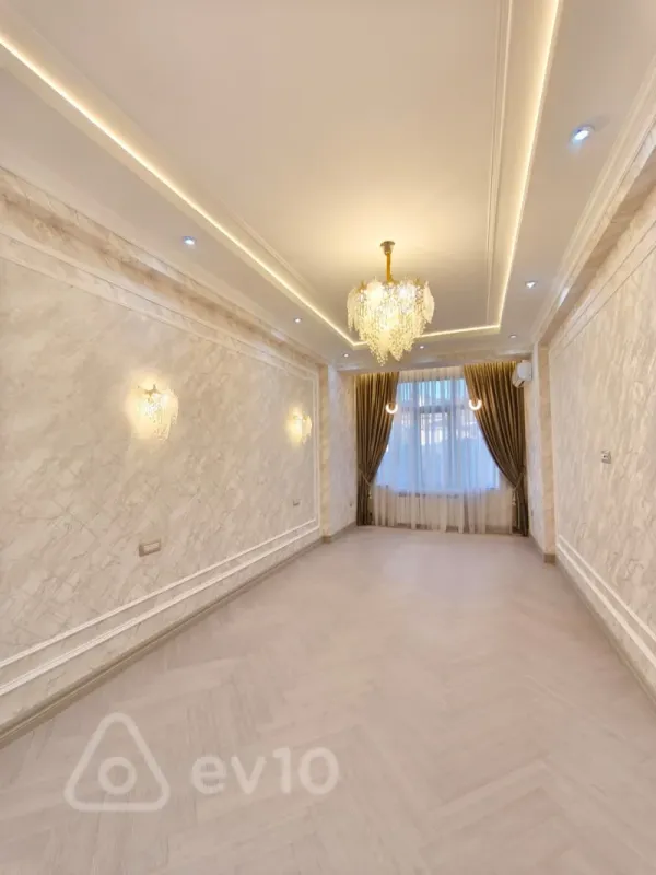 Satılır 2 otaqlı yeni tikili 101 m²