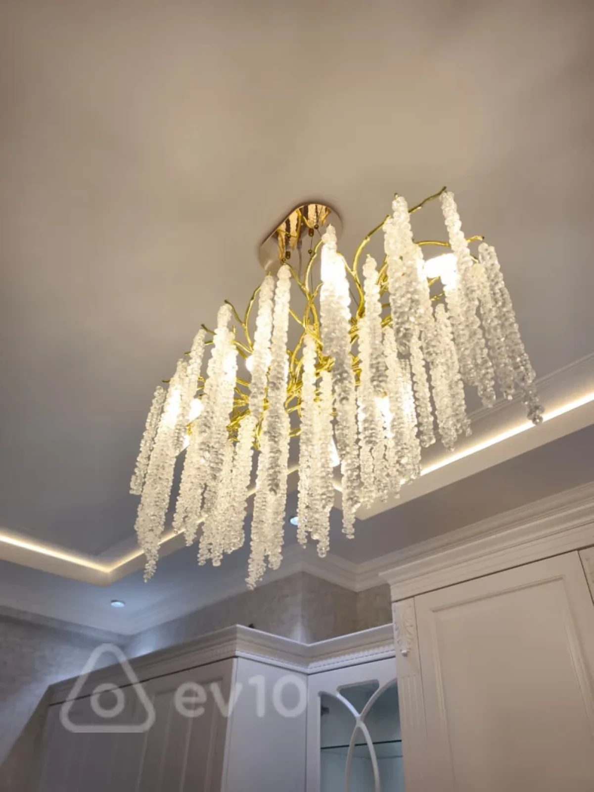 Satılır 2 otaqlı yeni tikili 101 m²