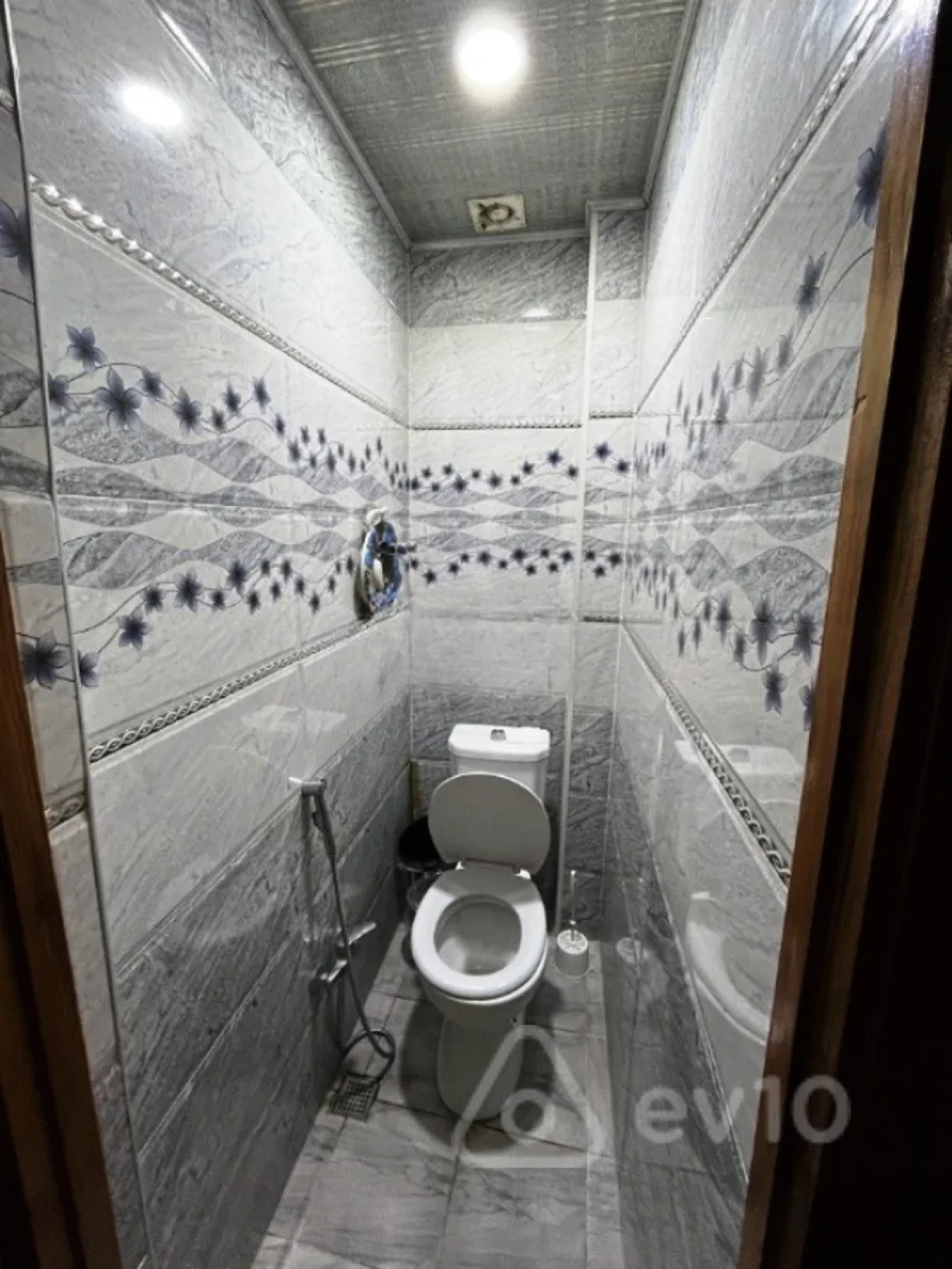 Satılır 3 otaqlı köhnə tikili 70 m²