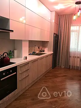 Satılır 3 otaqlı yeni tikili 105 m²