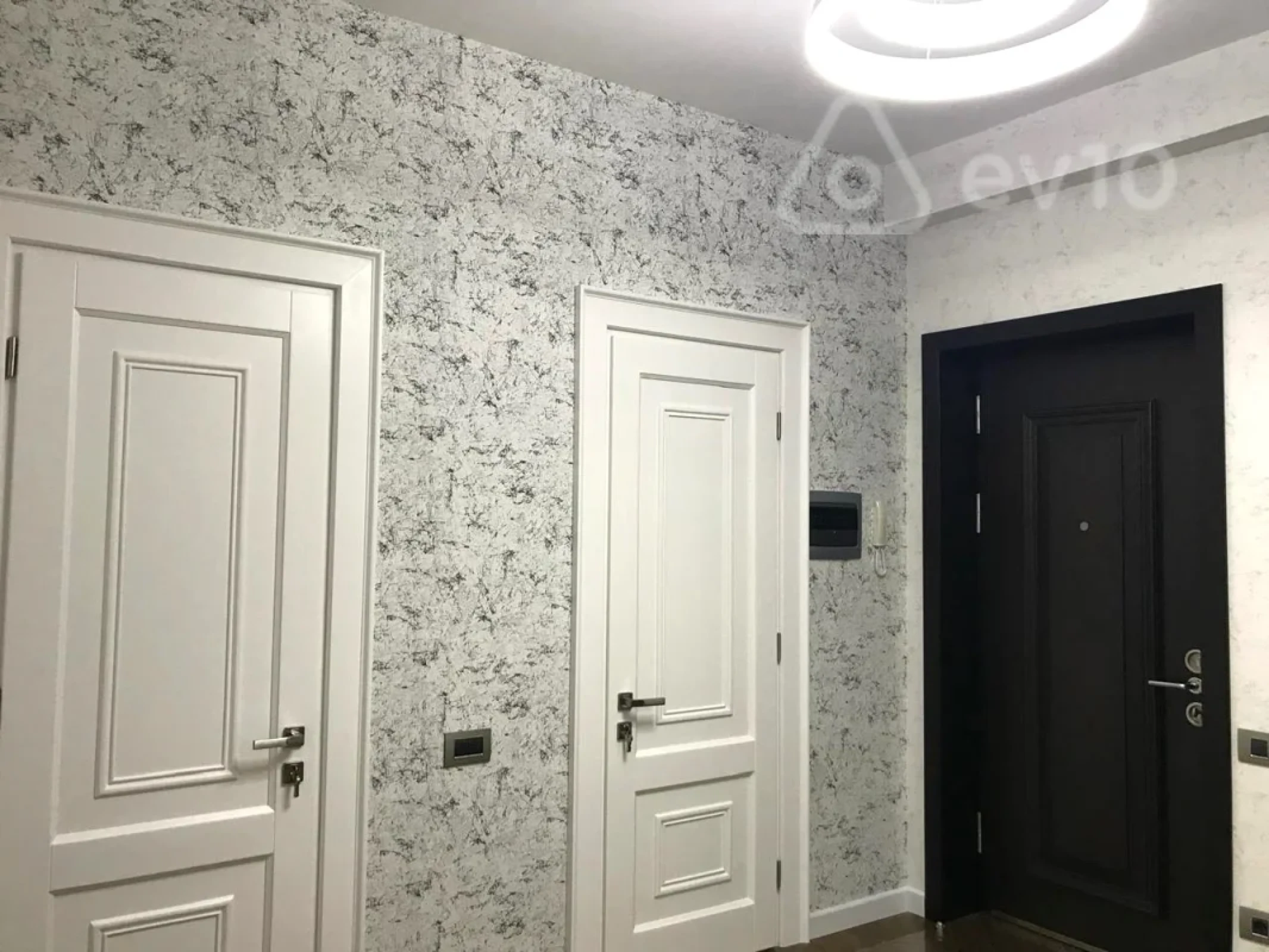Satılır 3 otaqlı yeni tikili 105 m²