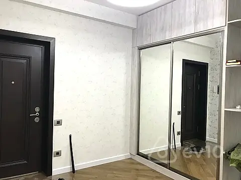 Satılır 3 otaqlı yeni tikili 105 m²