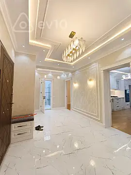 Satılır 2 otaqlı yeni tikili 101 m²