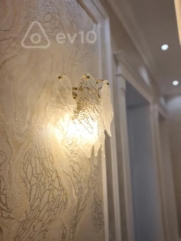 Satılır 2 otaqlı yeni tikili 101 m²