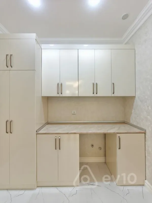 Satılır 2 otaqlı yeni tikili 101 m²
