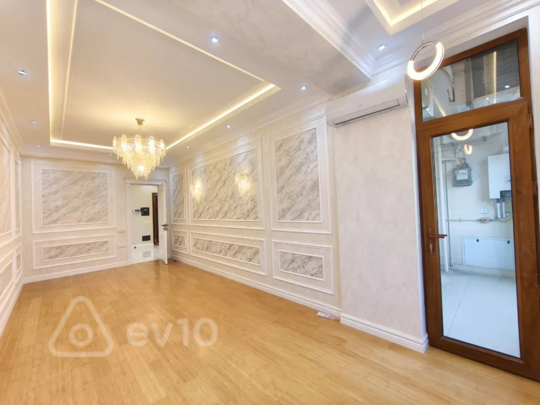 Satılır 2 otaqlı yeni tikili 101 m²