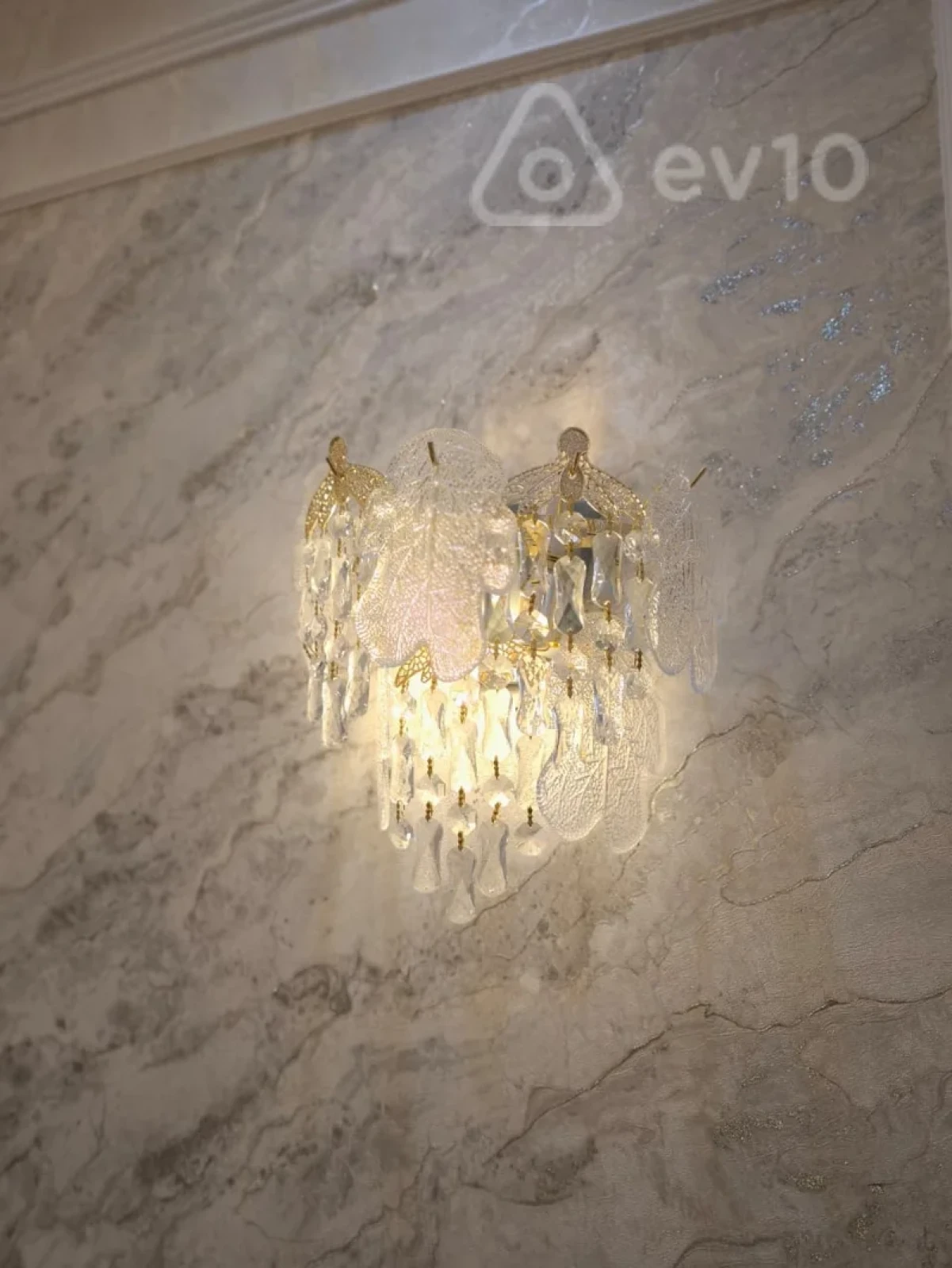 Satılır 2 otaqlı yeni tikili 101 m²