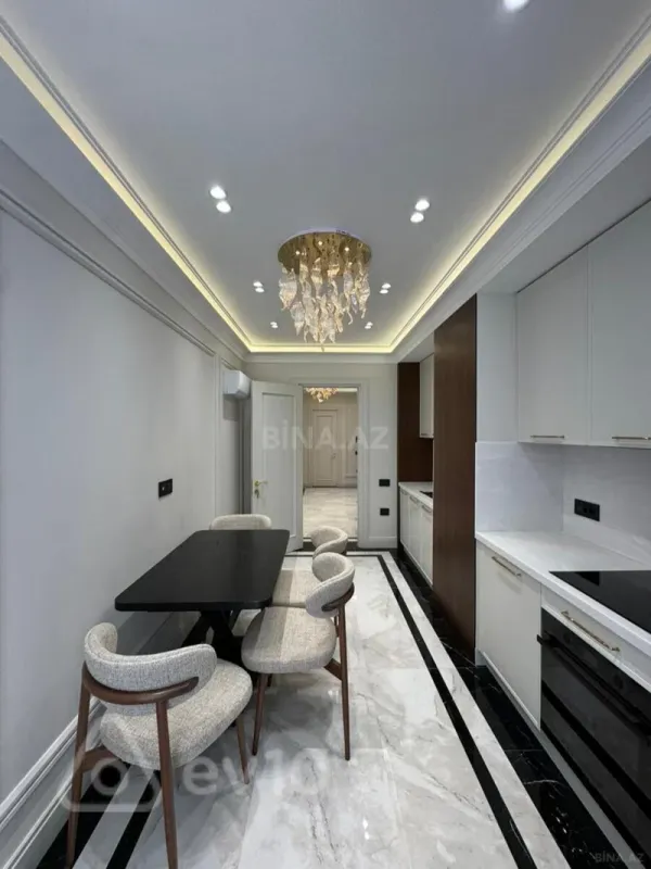 Kirayə verilir 3 otaqlı yeni tikili 123 m²