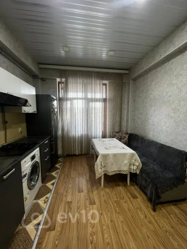 Satılır 3 otaqlı yeni tikili 90 m²
