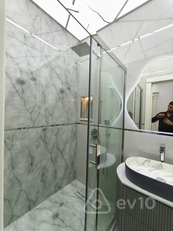 Satılır 3 otaqlı yeni tikili 96 m²