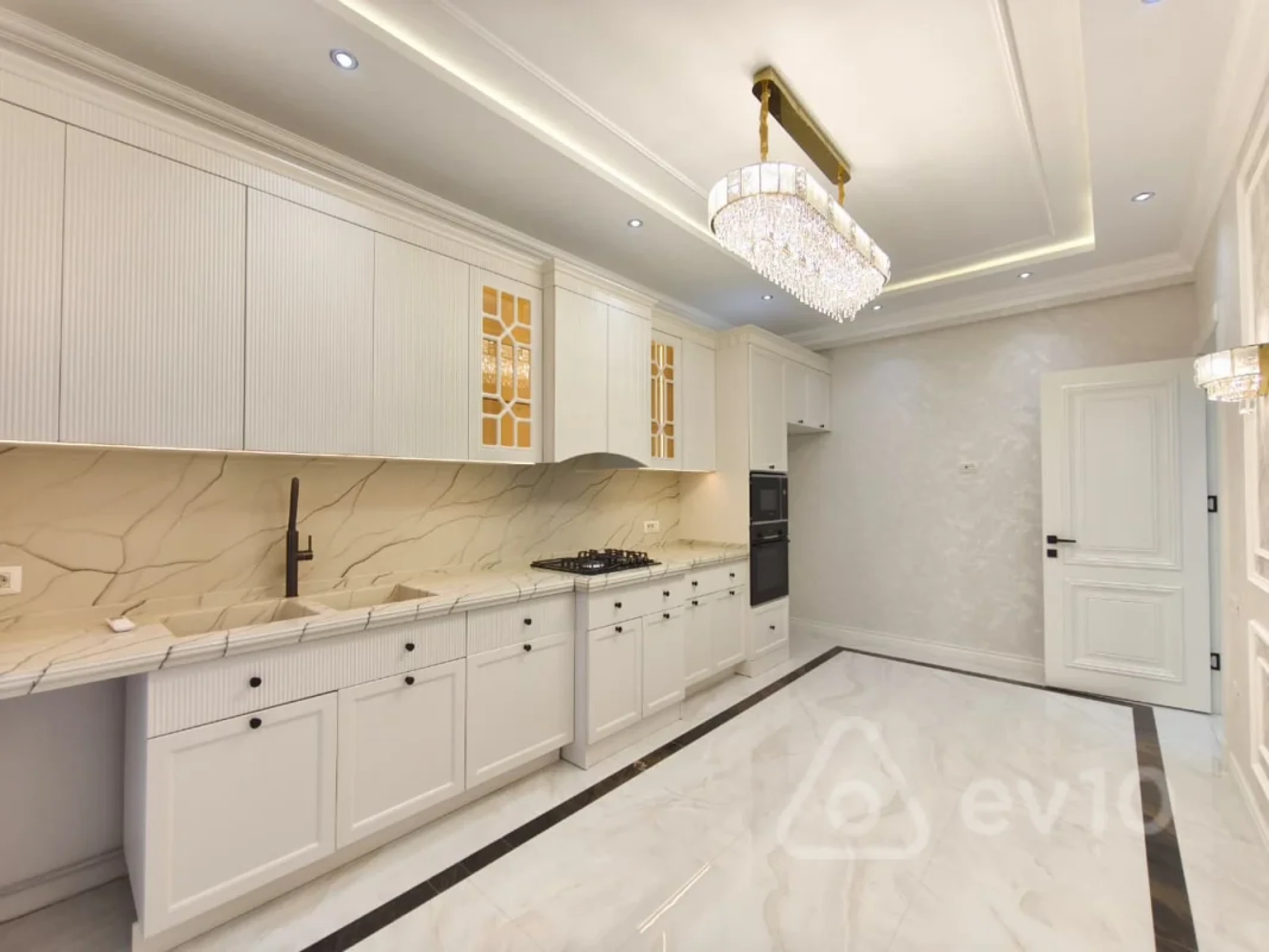 Satılır 3 otaqlı yeni tikili 96 m²