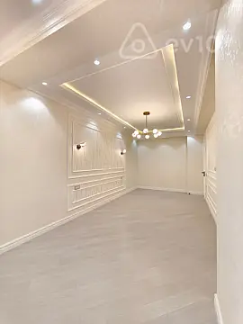 Satılır 3 otaqlı yeni tikili 138 m²