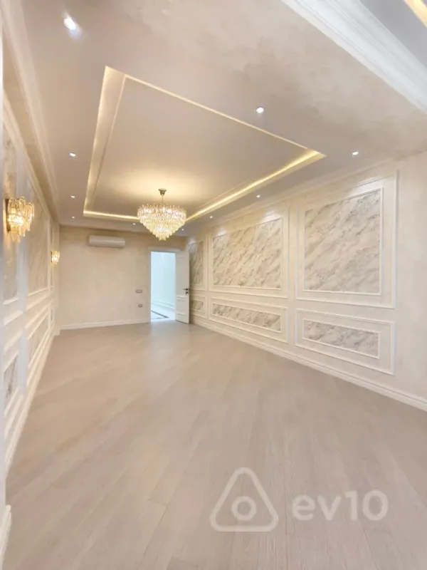 Satılır 3 otaqlı yeni tikili 138 m²