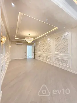 Satılır 3 otaqlı yeni tikili 138 m²