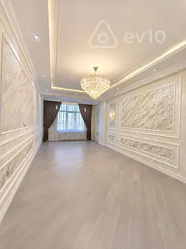 Satılır 3 otaqlı yeni tikili 138 m²