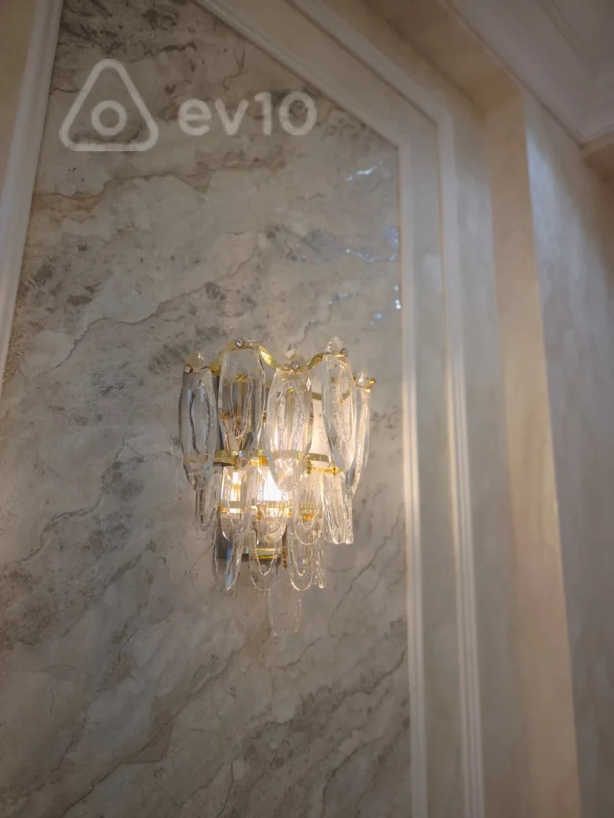 Satılır 3 otaqlı yeni tikili 138 m²