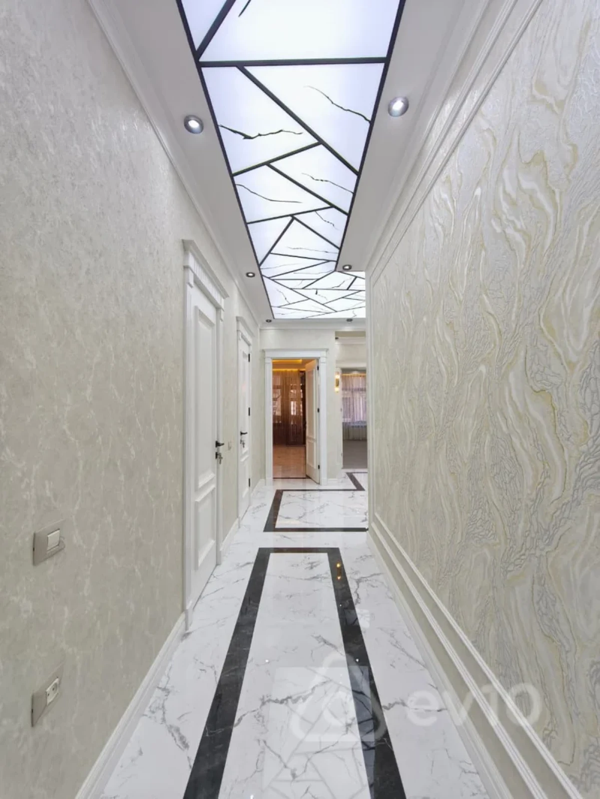 Satılır 3 otaqlı yeni tikili 138 m²