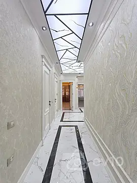 Satılır 3 otaqlı yeni tikili 138 m²