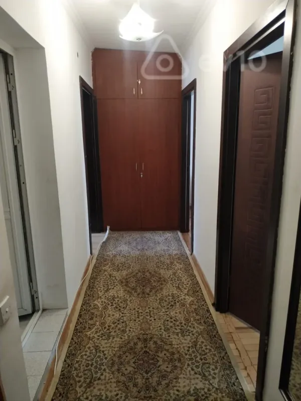 Kirayə verilir 3 otaqlı köhnə tikili 65 m²