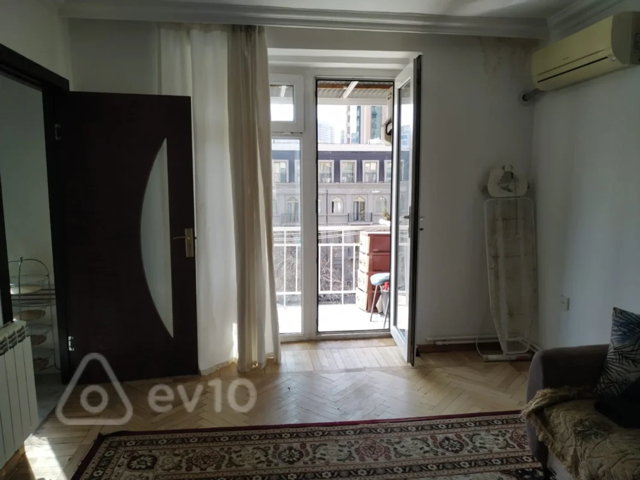 Kirayə verilir 3 otaqlı köhnə tikili 65 m²