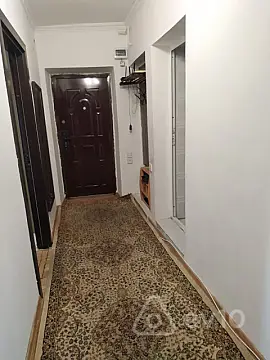 Kirayə verilir 3 otaqlı köhnə tikili 65 m²