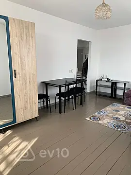 Kirayə verilir 1 otaqlı köhnə tikili 35 m²